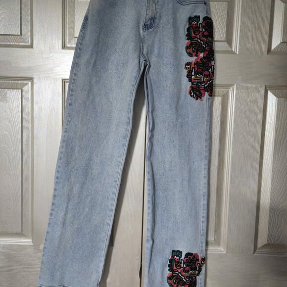 Akira EMBROIDERY DETAILED STRAIGHT LEG JEANS Size 5 - Picture 2 of 7
